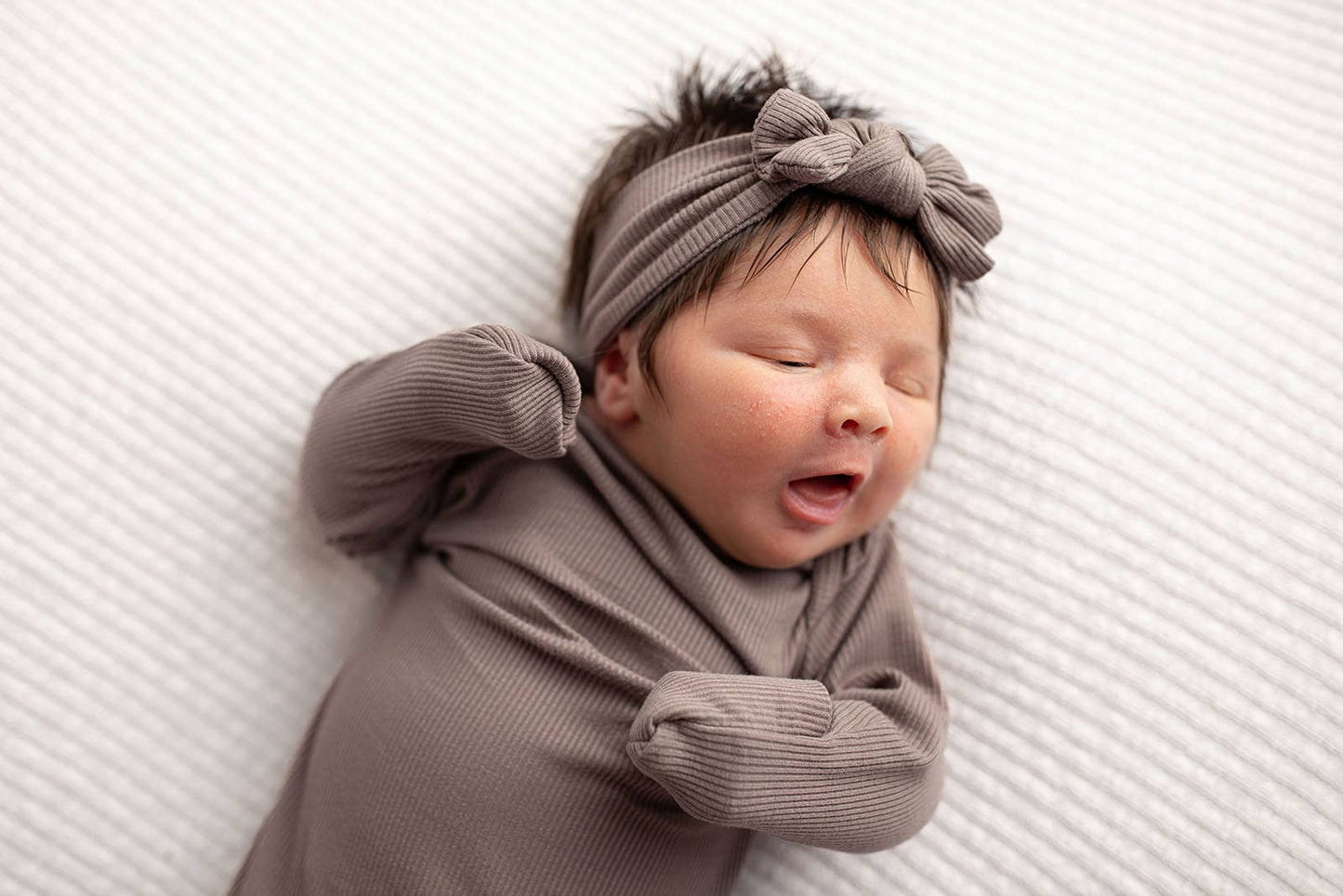 Cocoa Brown Ribbed Knotted Newborn Gown and Hat
