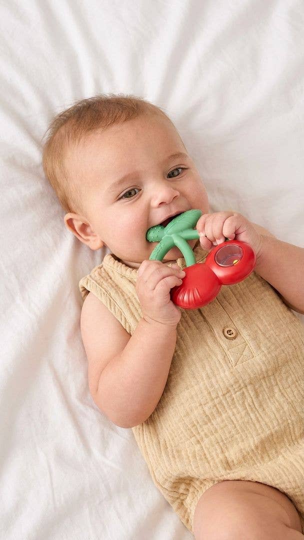 Bitzy Shake™ Rattle (Cherry)