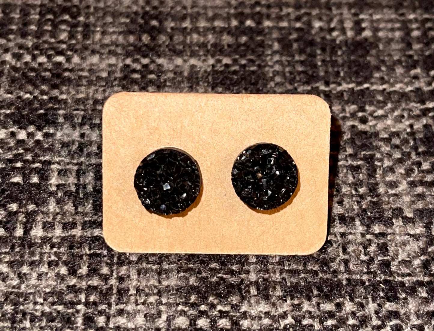 Fall Spirit Stud Earring (Black)