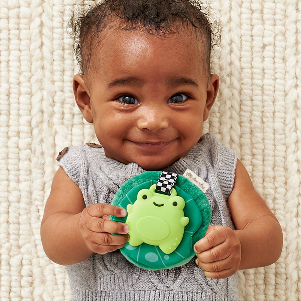 Sweetie Crinkle™ Sensory Teether (Freddie the Frog)