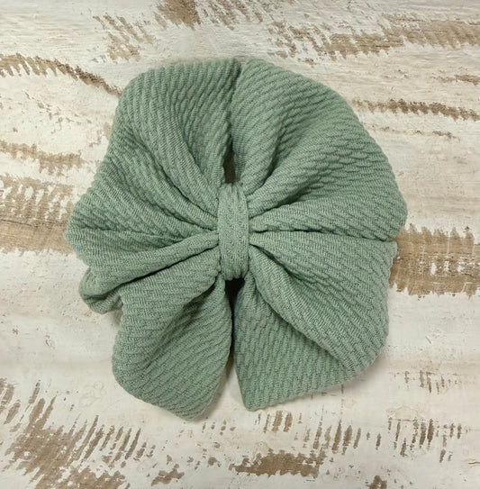 Messy Alligator Bow - Rustic Sage