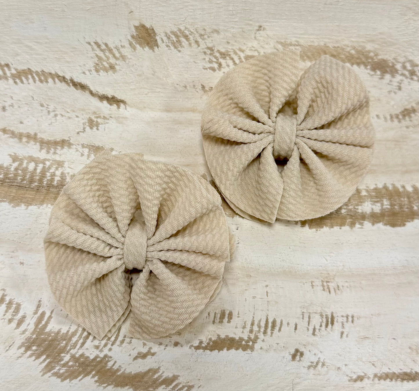 Shredded 2 Layer Alligator Bow - Natural