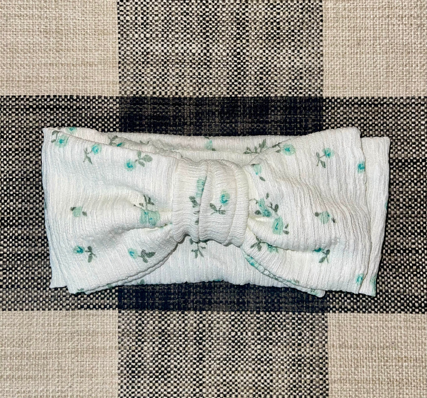 Large Head-wrap (Cream with Green Flowers)