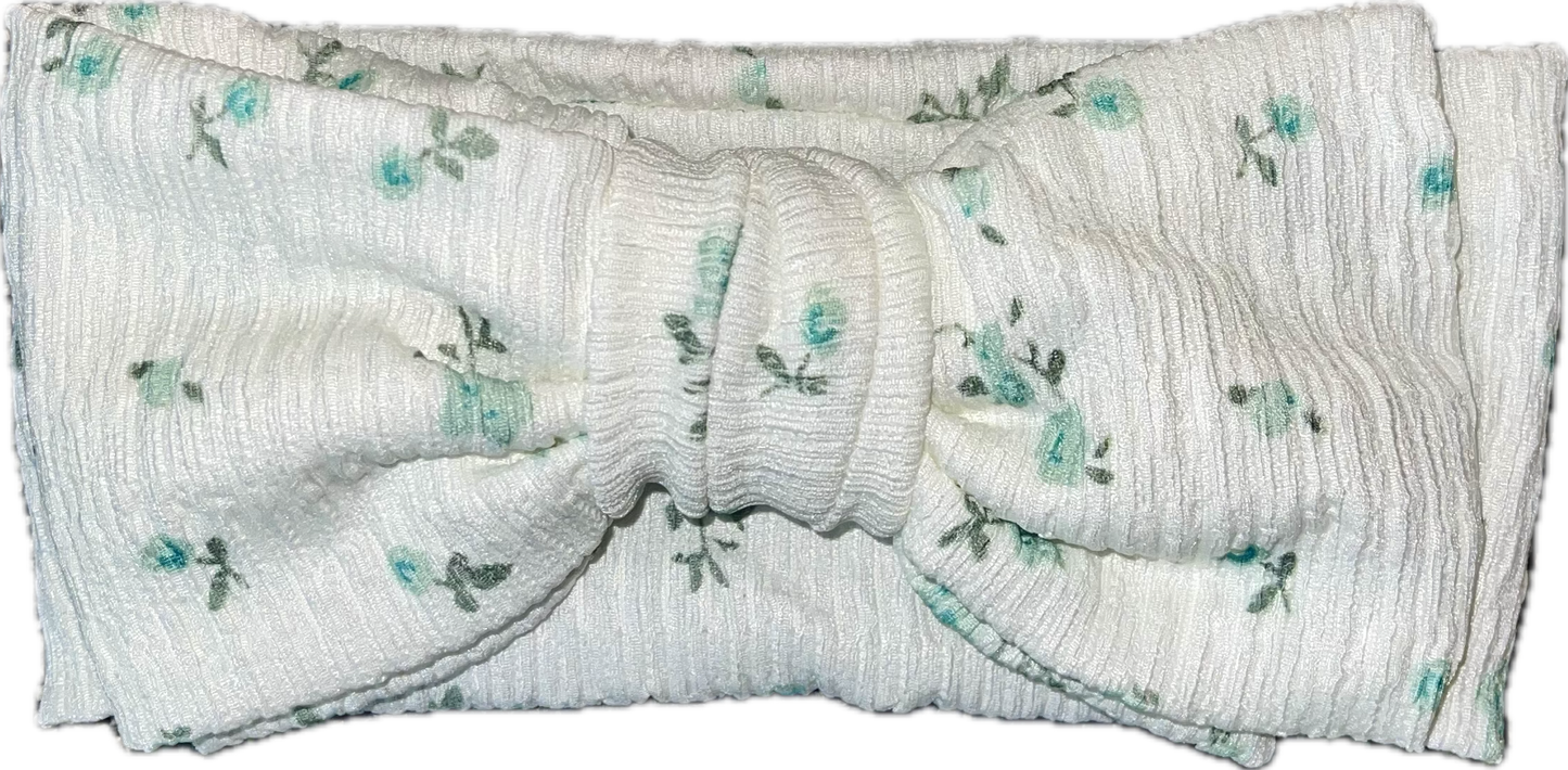 Large Head-wrap (Cream with Green Flowers)