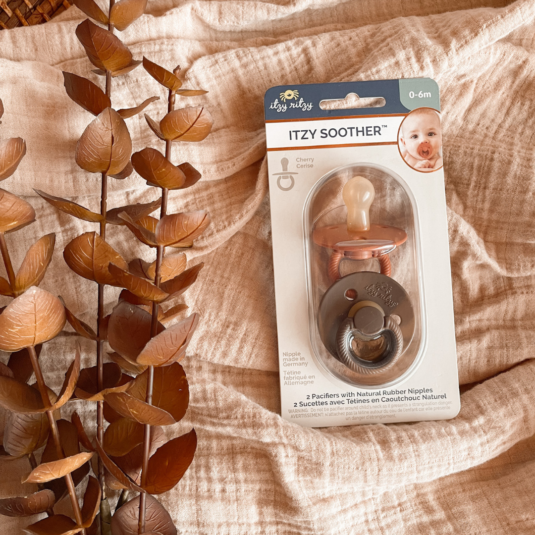 Itzy Soother™ Natural Rubber Pacifier (Chocolate + Caramel)